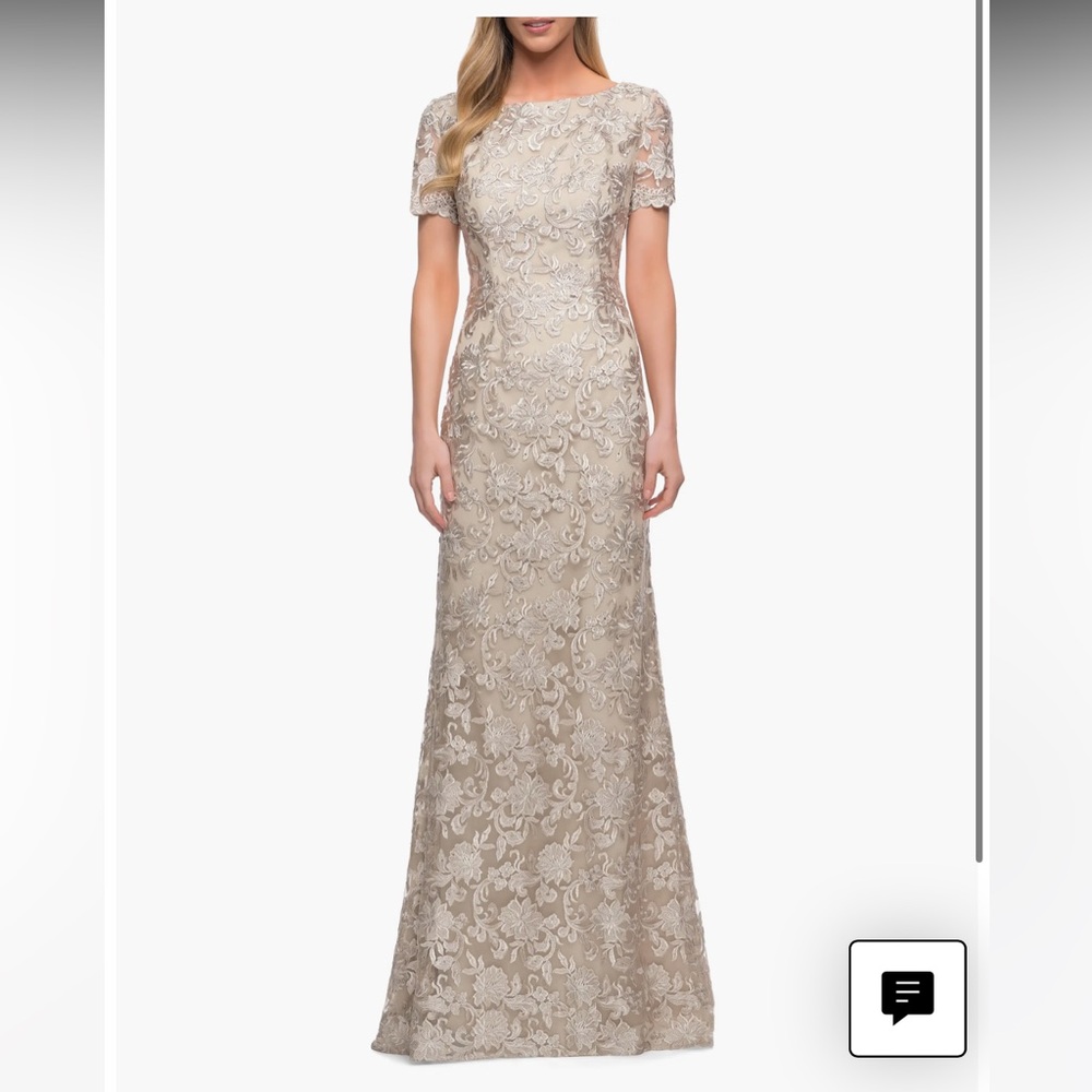 La Femme Lace Short Sleeve Sheath Gown Dress Size 18